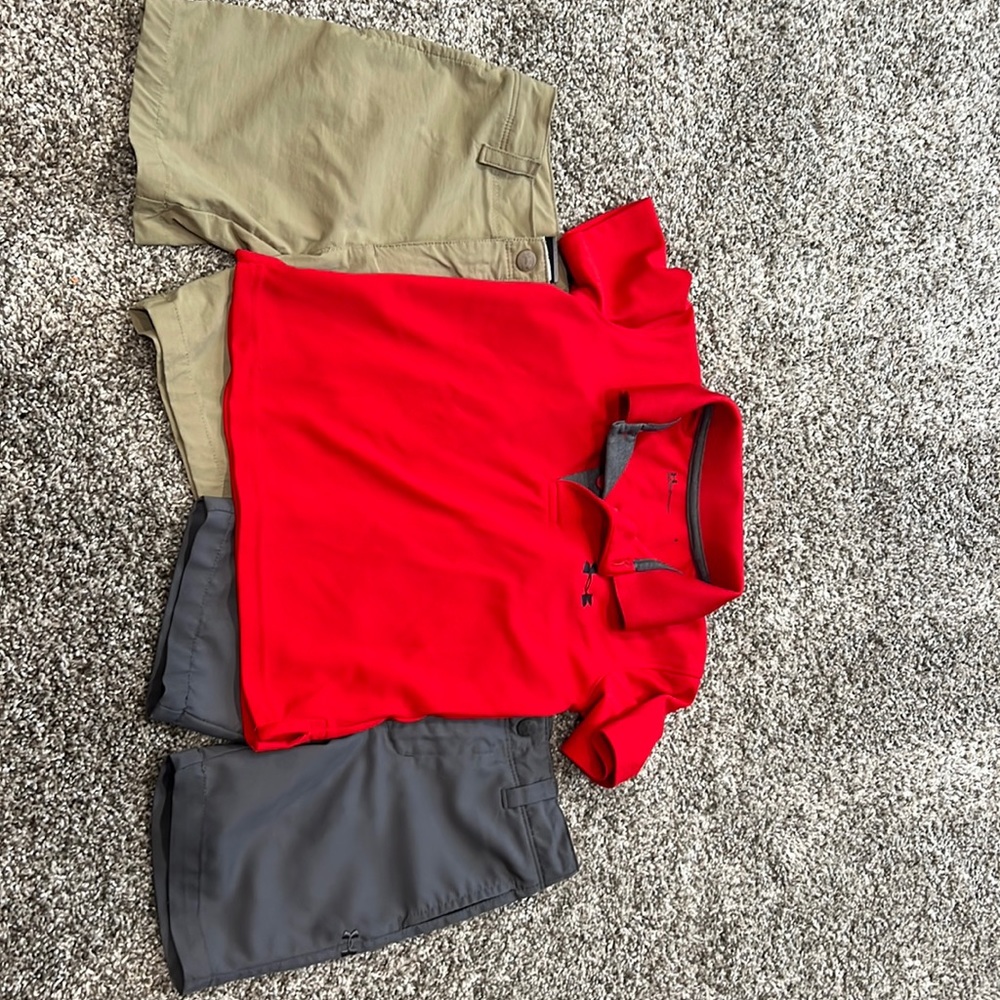 Toddler boys Under Armour set **different sizes
